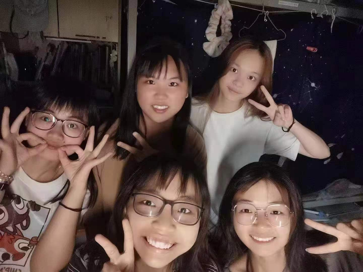 230472